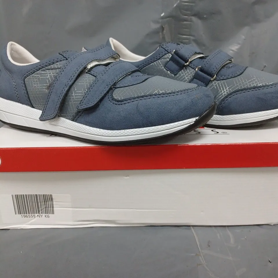 BOXED PAIR OF RIEKER HOOK & LOOP TRAINERS IN NAVY SIZE 6