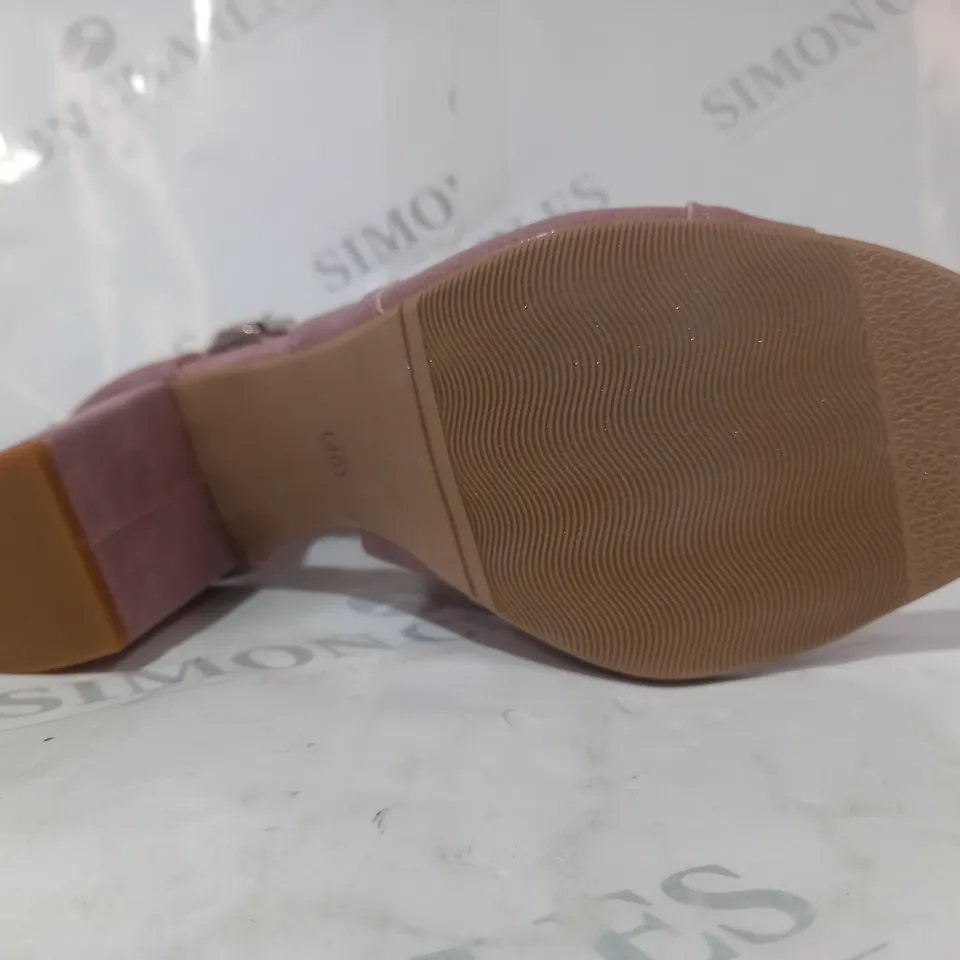 BOXED PAIR OF DESIGNER OPEN TOE HIGH BLOCK HEEL SANDALS IN PINK EU SIZE 40