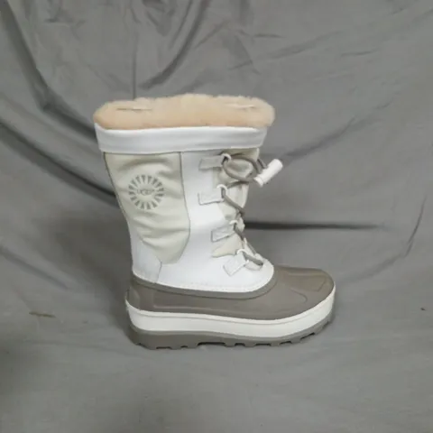 UGG KIDS' SNOW BOOTS IN WHITE/TAUPE, FUR-LINED, UK 1
