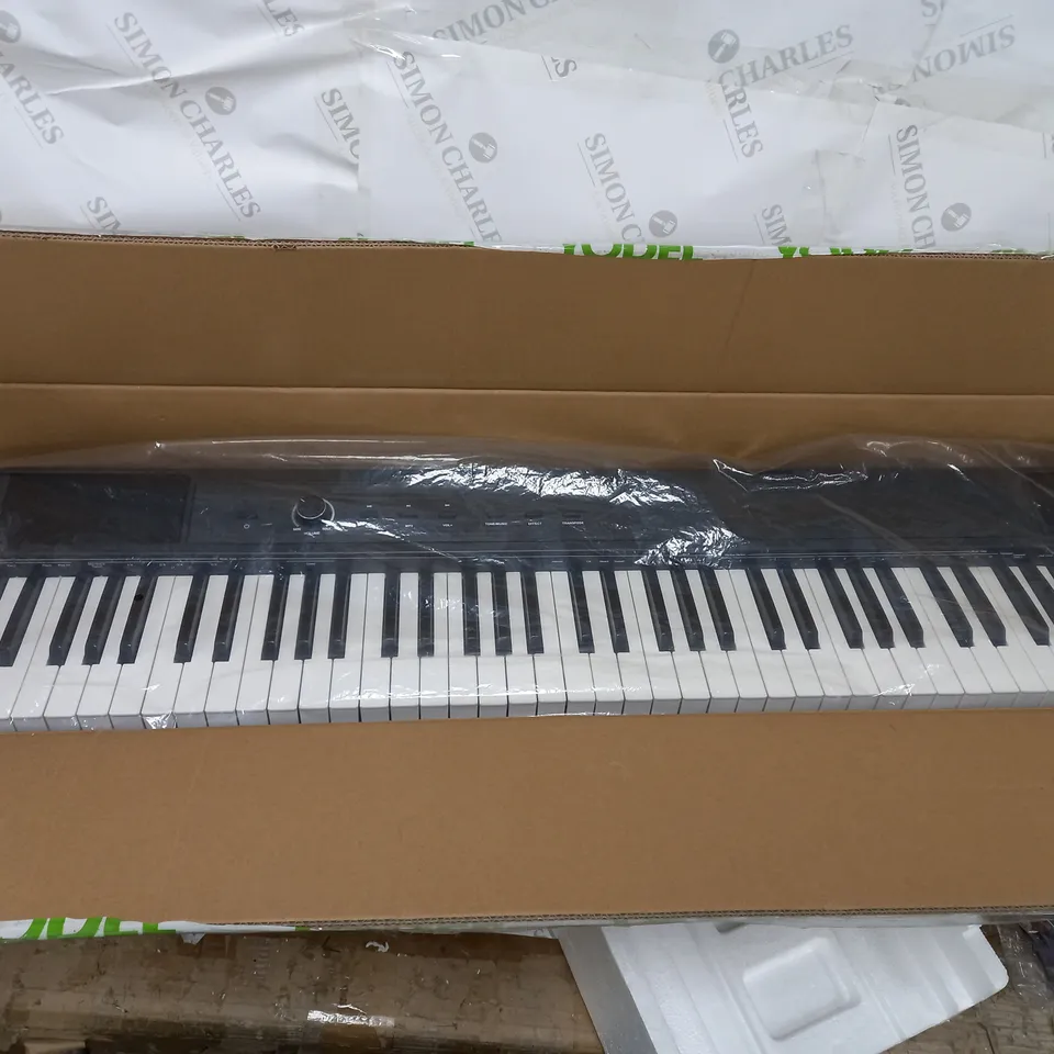 AXUS 88 KEY PORTABLE DIGITAL PIANO [COLLECTION ONLY] RRP £399.99
