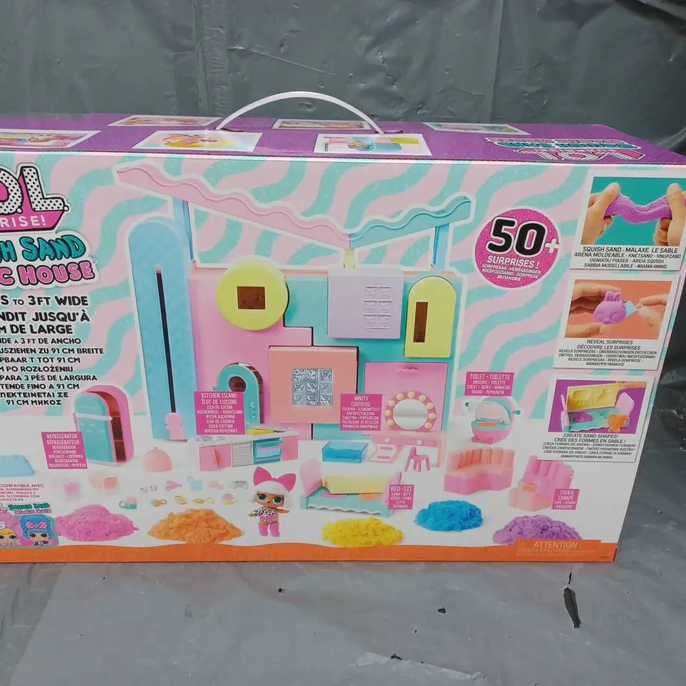 L.O.L SURPRISE! SQUISH SAND MAGIC HOUSE WITH TOT RRP £49.99