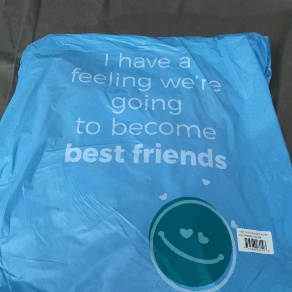 PINK SWIRL SHERPA ROBE – SMALL (SM)