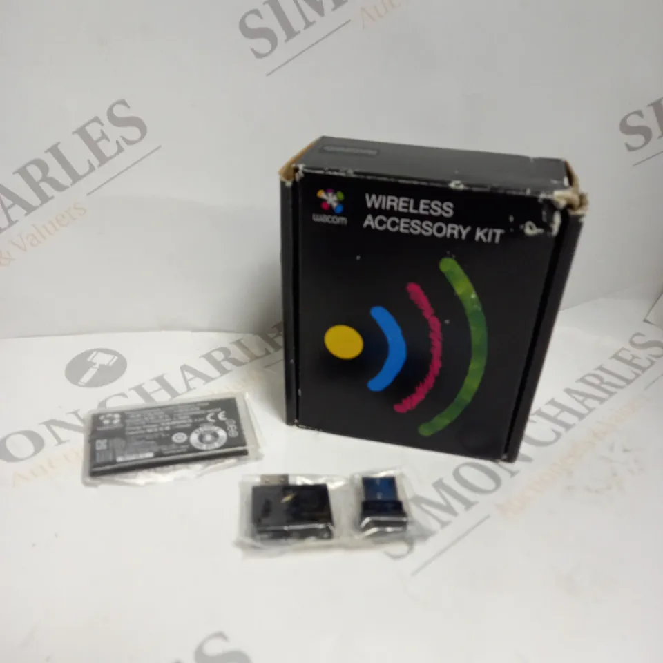 BOXED WACOM WIRELESS ACCESSORY KIT 