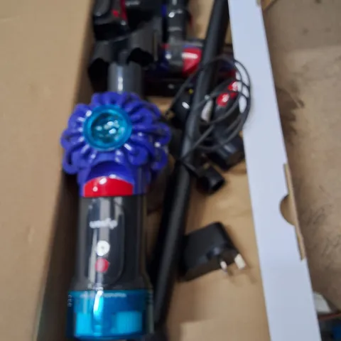 DYSON V10 KONICAL CORDLESS VACUUM CLEANER – BOXED