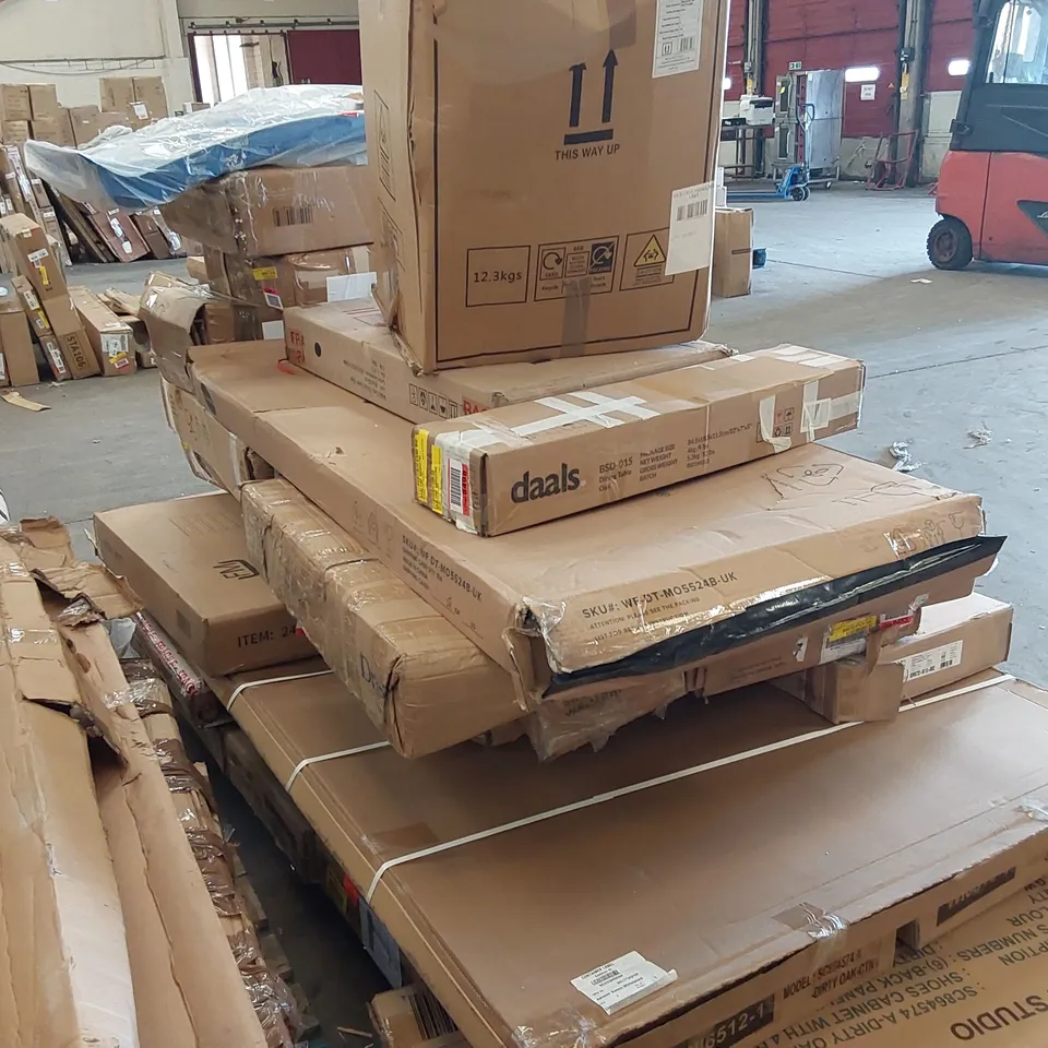 LARGE PALLET OF ASSORTED FURNITURE PARTS AND CONSUMER GOODS