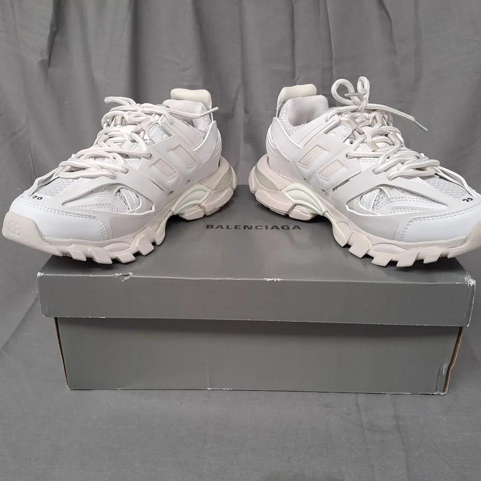 BOXED PAIR OF BALENCIAGA SNEAKERS IN WHITE UK SIZE 5