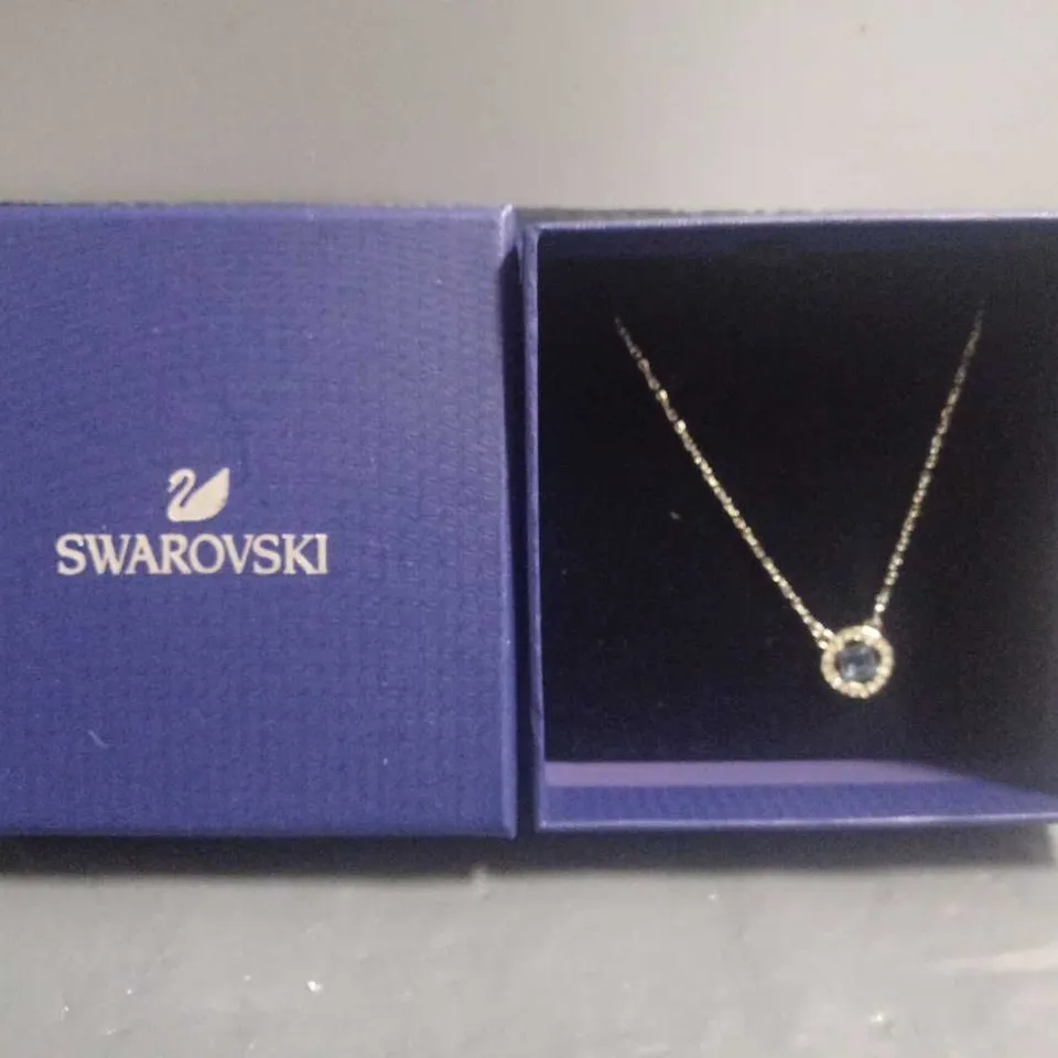 BOXED SWAROSKI SPARKLING UNA ANGELIC SQAURE CUT NECKLACE