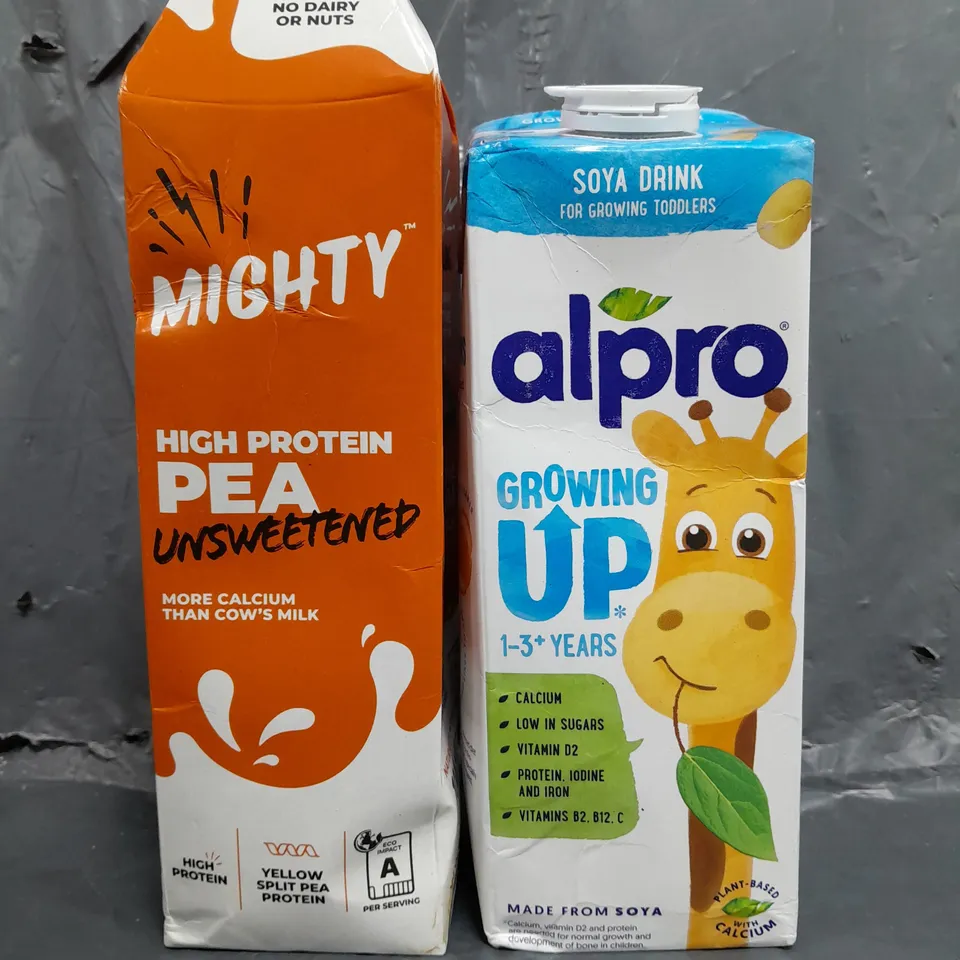 APPROXIMATELY 8 ASSORTED FOOD/DRINK PRODUCTS TO INCLUDE ALPRO GROWING UP SOYA DRINK AND MIGHTY HIGH PROTEIN PEA MILK