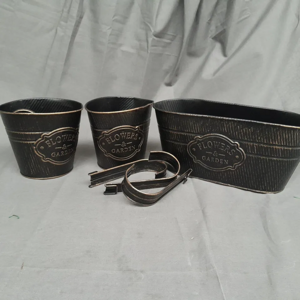 set of retro hanging planters 