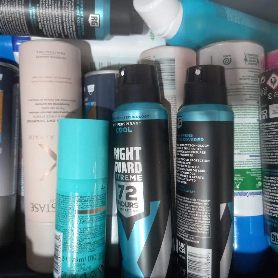 APPROXIMATELY 15 ASSORTED AEROSOL ITEMS IN INCLUDE MOROCCANOIL DRY SHAMPOO, KÉRASTASE DRY SHAMPOO, RIGHT GUARD ANTI-PERSPIRANT, ETC - COLLECTION ONLY