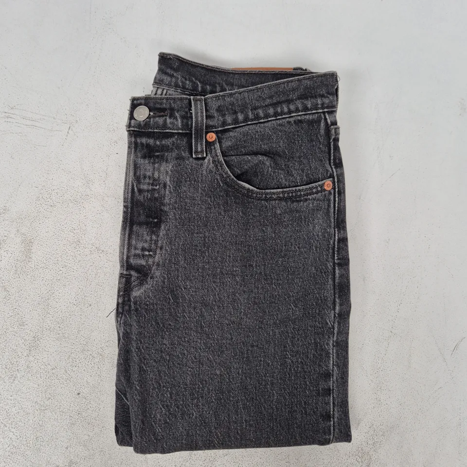 LEVI'S JEANS IN BLACK SIZE UNSPECIFIED
