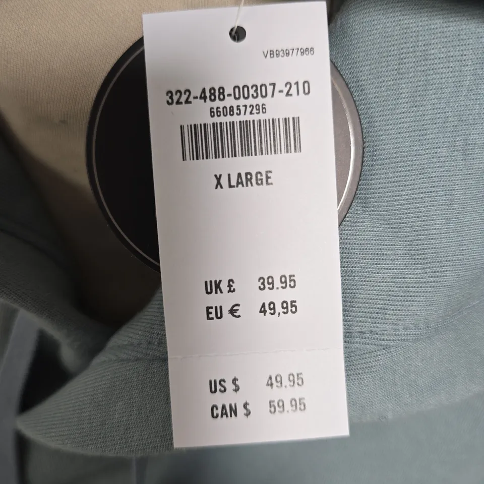 HOLLISTER COOLING HOODIE IN GREEN - XL