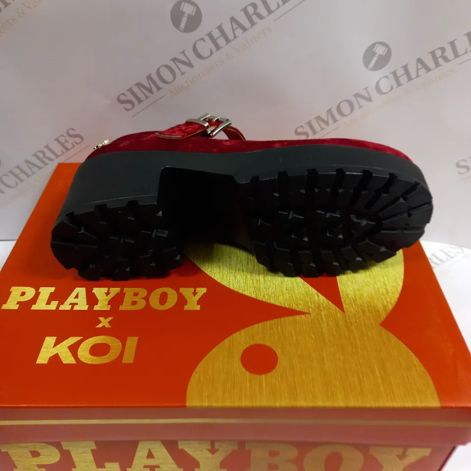 BOXED KOI FOOTWEAR TRIA PLAYBOY MARY JANE 'FIERY VIGILANTE EDITION - 6