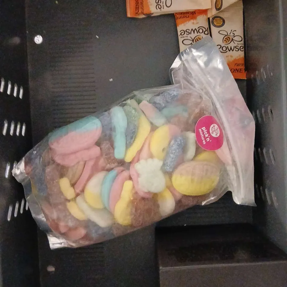 APPROXIMATELY 7 ASSORTED FOOD/DRINK PRODUCTS TO INCLUDE DARK ARTS COFFEE, RANCH DRESSING, SUPERKEEN CEREAL ETC 