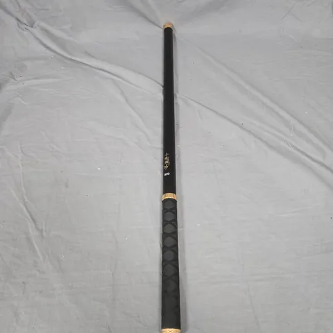 BLACK FISHING ROD WITH GOLD EDGES, HIGH PERFORMANCE CARBON 900