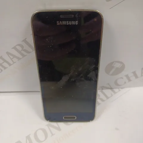 SAMSUNG SM-G800F SMARTPHONE