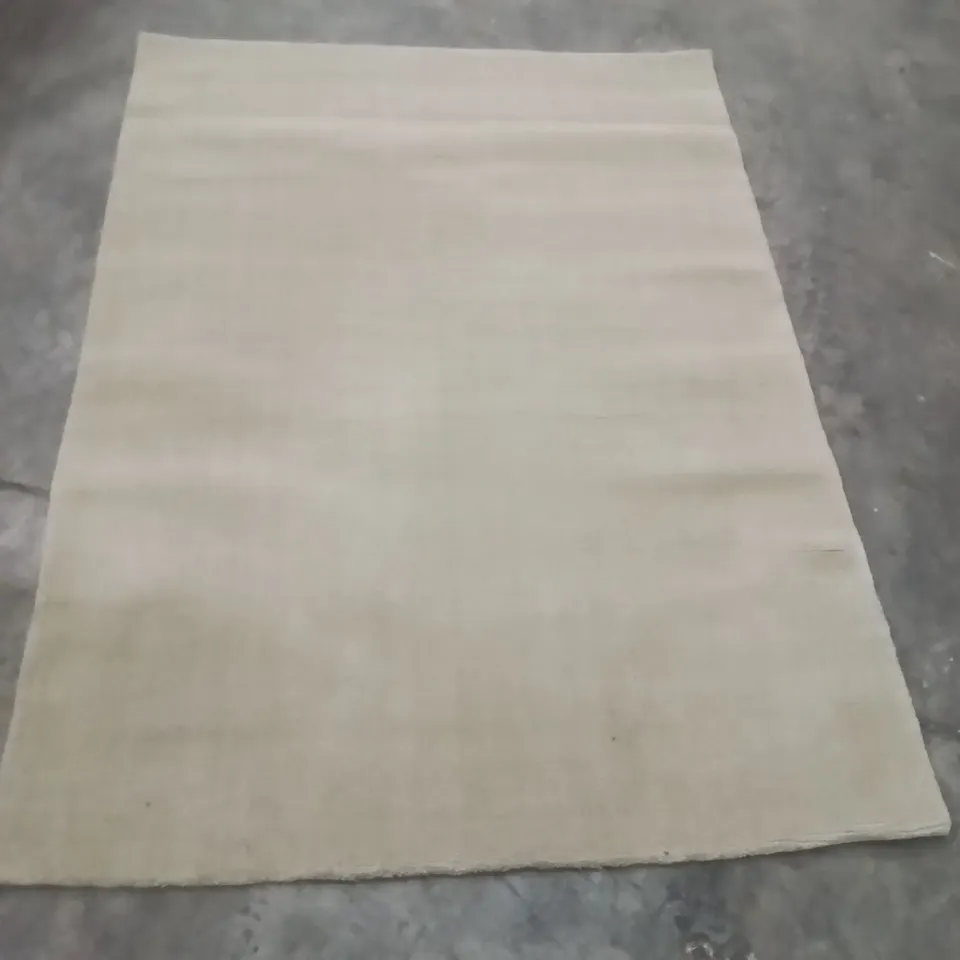 QUALITY DESIGNER AREA RUG - APPROXIMATELY 170X120CM