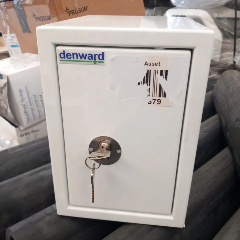 DENWARD CD 210 CABINET WITH LOCK