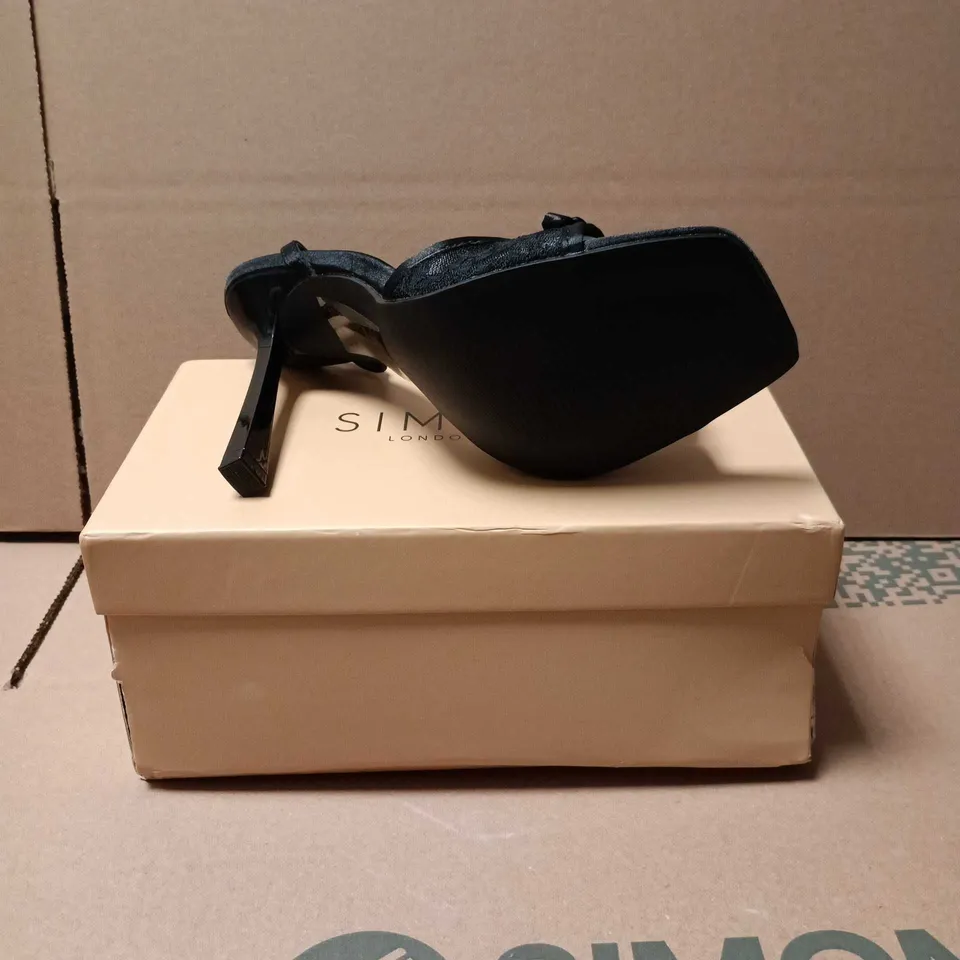 BOXED PAIR OF SIMMI JANEETA BLACK LACE BOOTS - 4