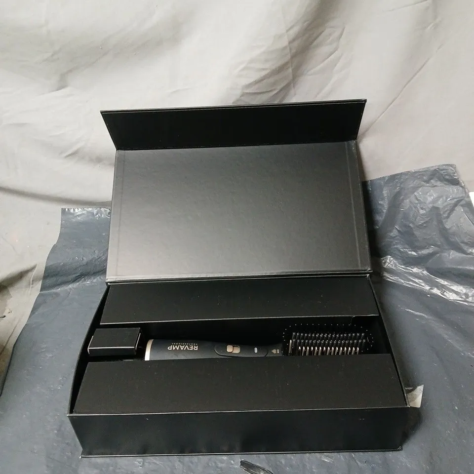 REVAMP DEEPFORM 2 IN 1 DRY AND STYLE HOT AIR STYLER BOXED