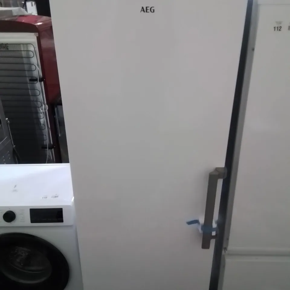 AEG LARGE 7 DRAWER FREZZER