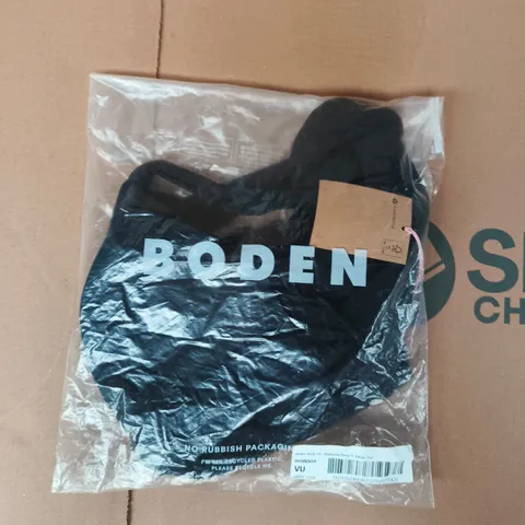 BAGGED BODEN MYKONOS DEEP V BIKINI TOP IN BLACK SIZE 14