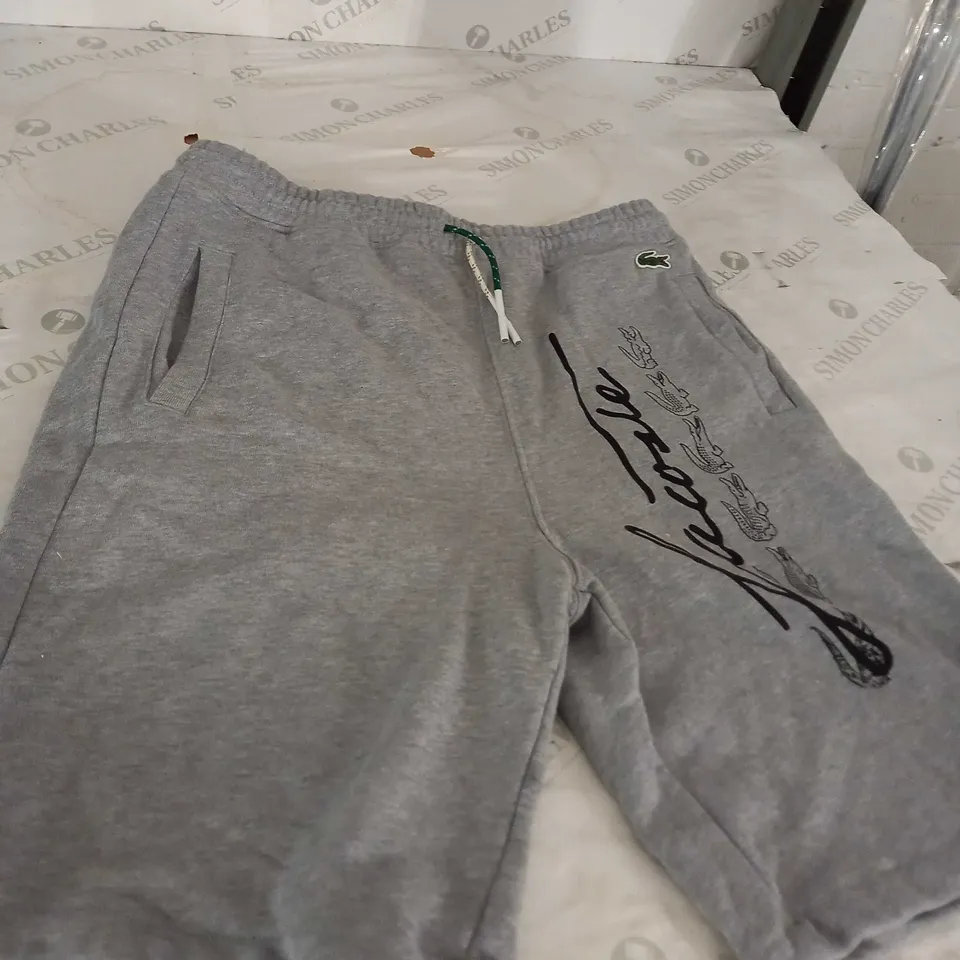 LACOSTE GREY SHORTS SIZE S