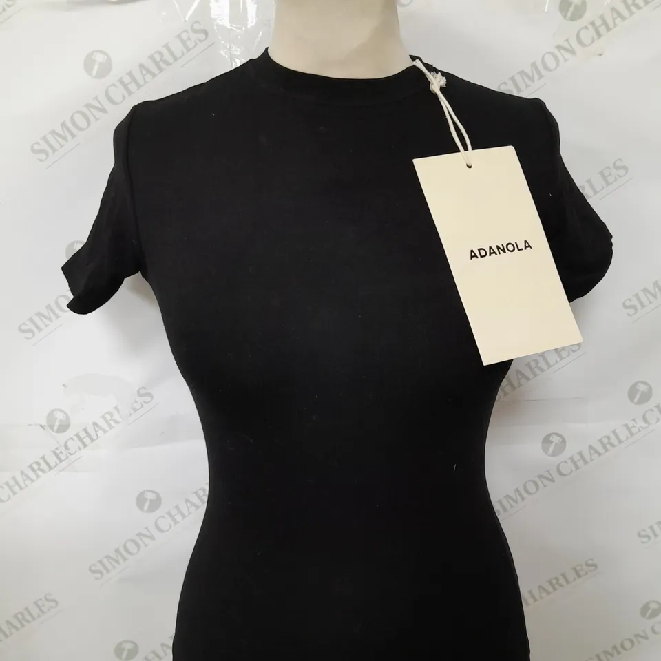 ADANOLA SHORT SLEEVE BLACK TOP - SIZE XS