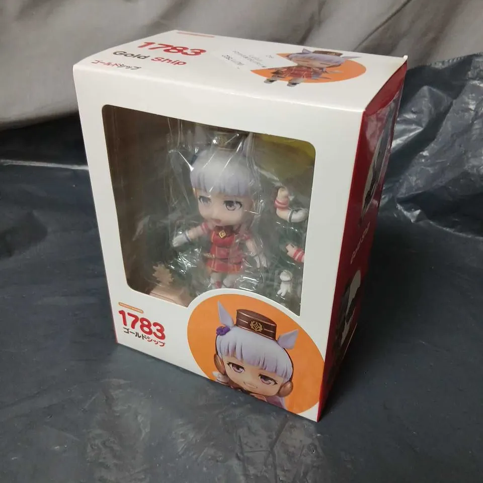 FIGURE – 1783 GOLD SHIP CHIBI BOXED COLLECTIBLE