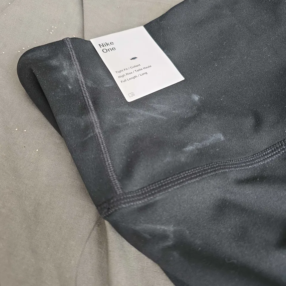 NIKE ONE TIGHT FIT HIGH RISE LEGGINGS IN BLACK SIZE XS