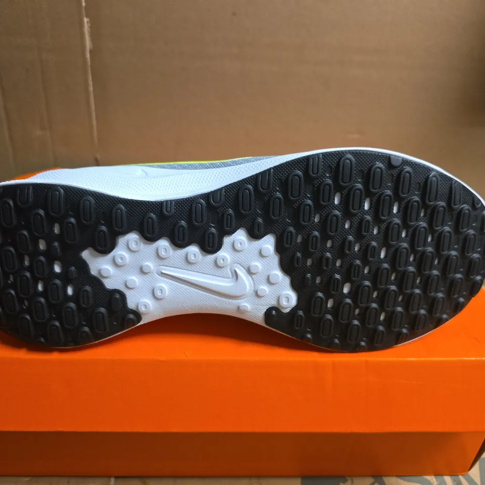 BOXED PAIR OF NIKE REVOLUTION 7 RUNNING SHOES – GREY/NEON SWOOSH, UK 10