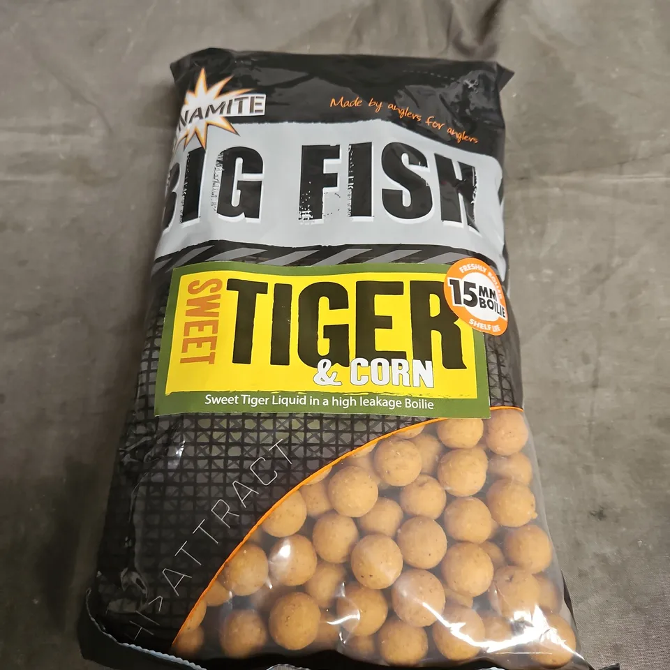DYNAMITE BAITS SWEET TIGER & CORN BOILIE 15MM 1KG
