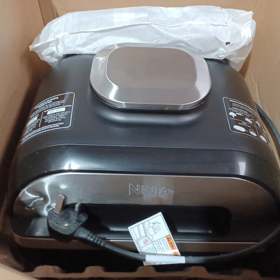 BOXED NINJA FOODI MAX HEATH GRILL & AIR FRYER