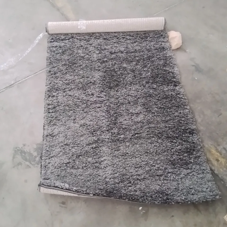PALLET OF APPROXIMATELY 25 QUALITY DESIGNER RUGS