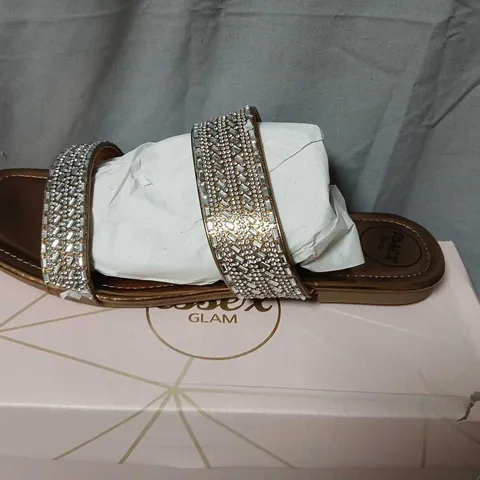 ESSEX GLAM LIQUID GOLD METALLIC SANDALS – CRYSTAL-EMBELLISHED STRAPS, WOMEN’S UK 7 (EU 40)