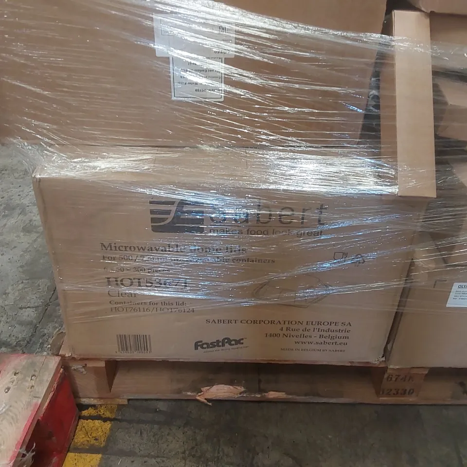 PALLET CONTAINING A VERY LARGE QUANTITY OF ASSORTED BRAND NEW CATERING ITEMS INCLUDING: JANTEX WATER FILTER CARTRIDGES, STERNO GREEN ETHANOL GEL CHAFING FUEL, CATERING CLOTHING, STEELITE DISHES ECT