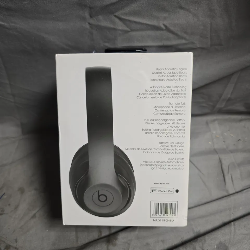 BEATS STUDIO PRO WIRELESS HEADPHONES – BOXED, PACKAGED