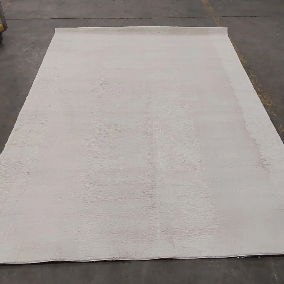 PACO HOME SOFT RUG - 200 x 290cm