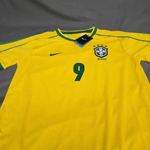 BRAZIL FC HOME JERSEY - RONALDO 9 - SIZE M