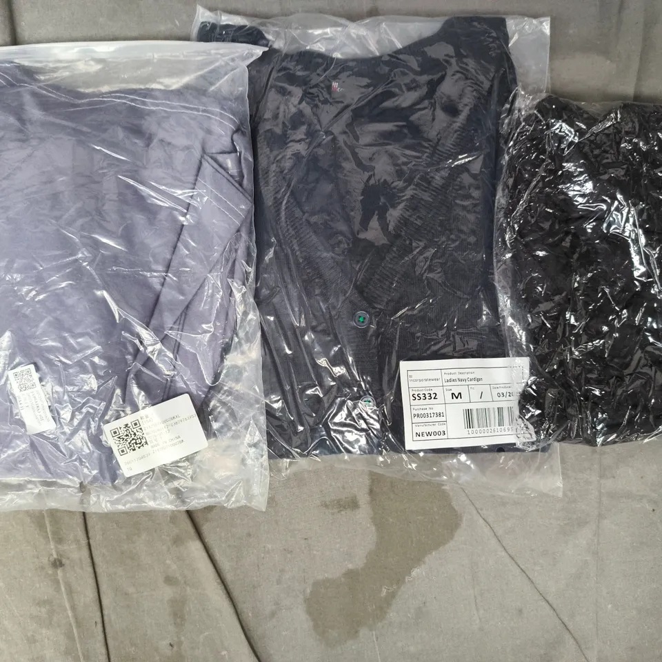 APPROXIMATELY 20 ASSORTED CLOTHING AND FASHION PRODUCTS IN VARIOUS STYLES AND SIZES - COLLECTION ONLY