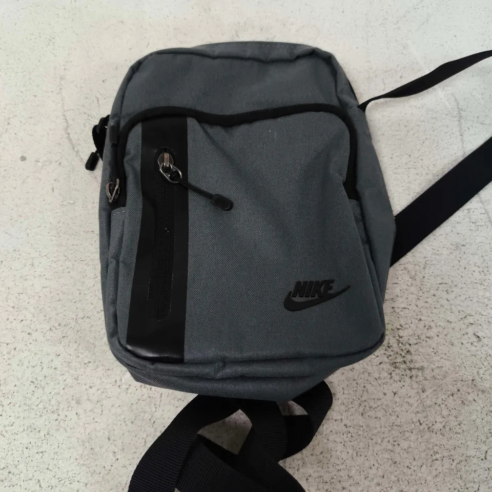 NIKE GREY CROSSBODY BAG
