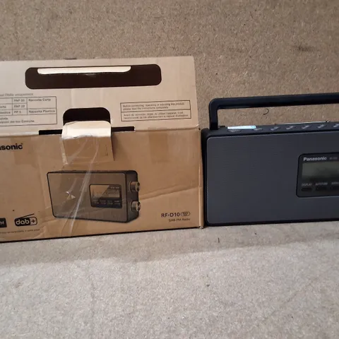 PANASONIC RF-D10 DAB/FM PORTABLE RADIO WITH BOX