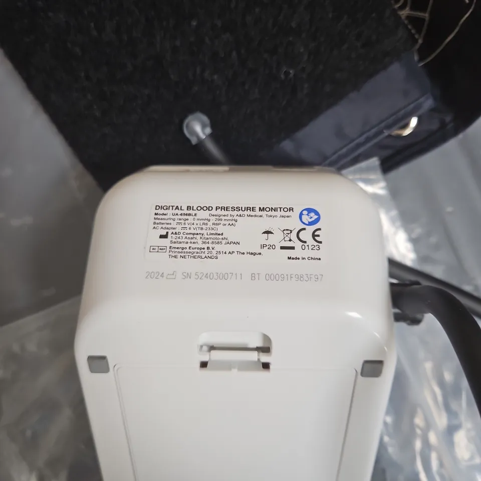 A&D DIGITAL BLOOD PRESSURE MONITOR UA-656BLE WITH ARM CUFF