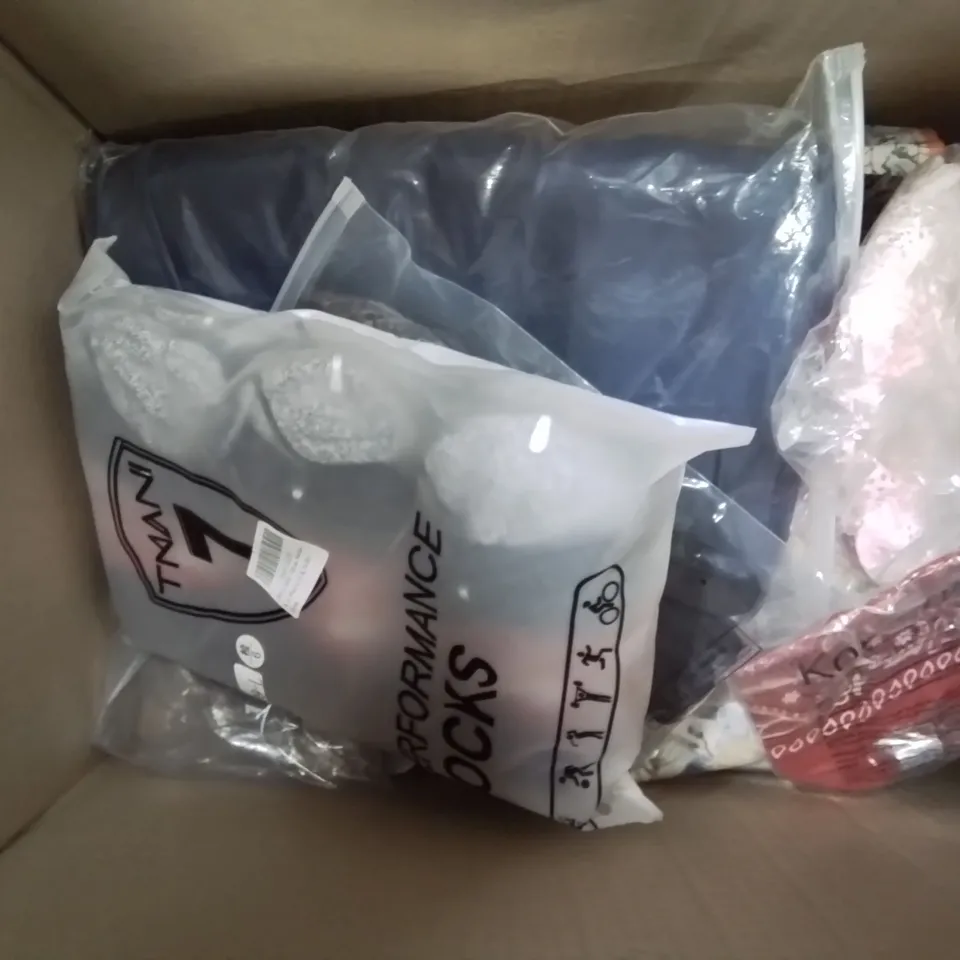 BOX CONTAINING MIXED FASHION ITEMS,  CLOTHING, SILVER PLATE AND COSTUME JEWELLERY ETC.