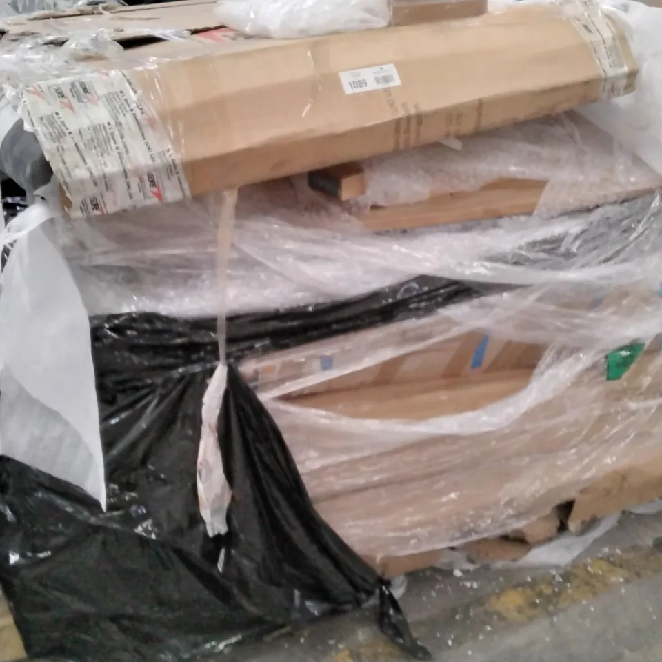 PALLET OF ASSORTED FURNITURE PARTS INCLUDING VELVET SIDEBOARDS, DAYBED PARTS, OTTOMAN BED PARTS