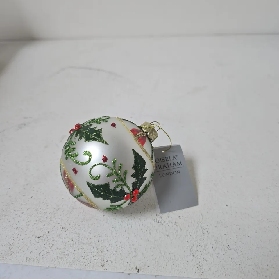 BOX OF APPROXIMATELY 12 GISELA GRAHAM LONDON CHRISTMAS GLASS BAUBLE ORNAMENT – HOLLY PATTERN