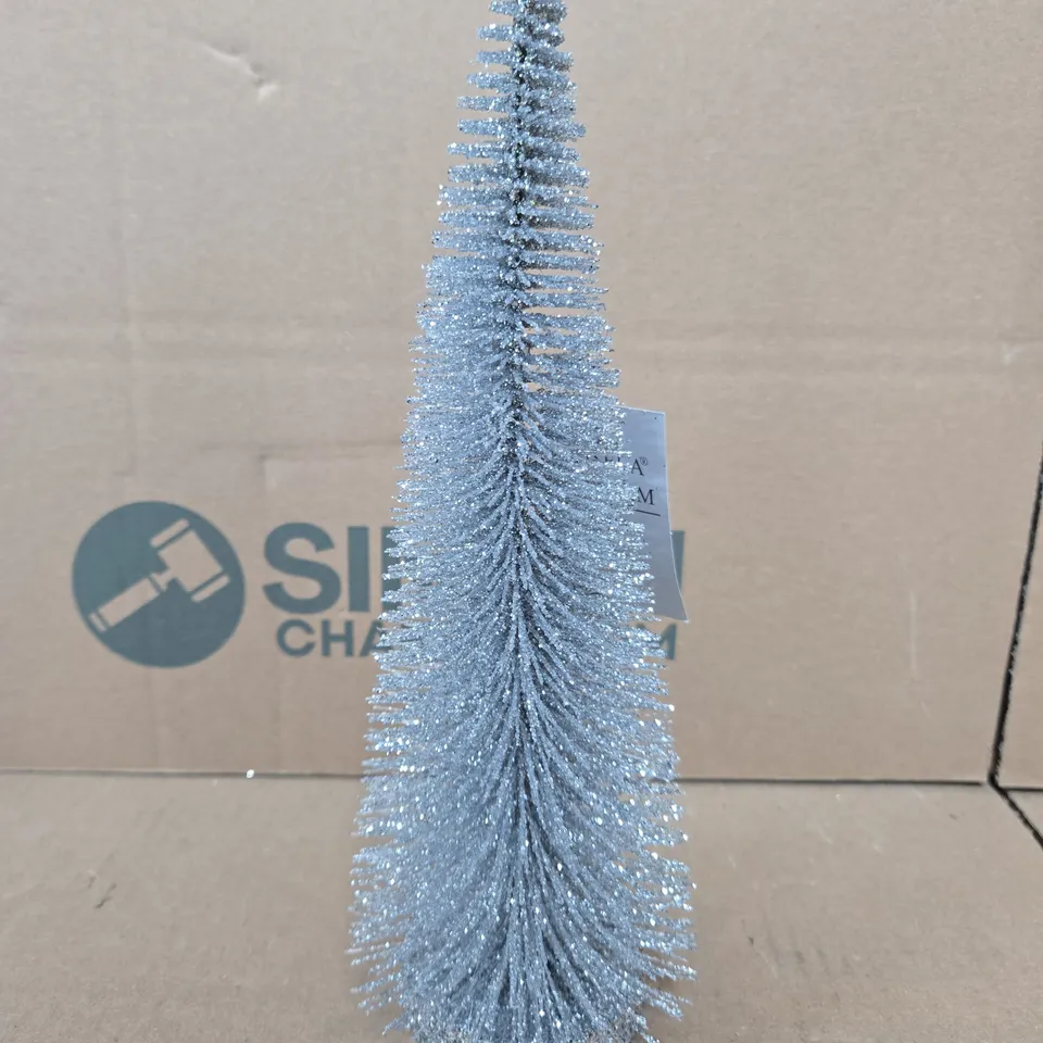 BOXED GISELA GRAHAM LONDON MINIATURE CHRISTMAS GLITTER TREE'S 