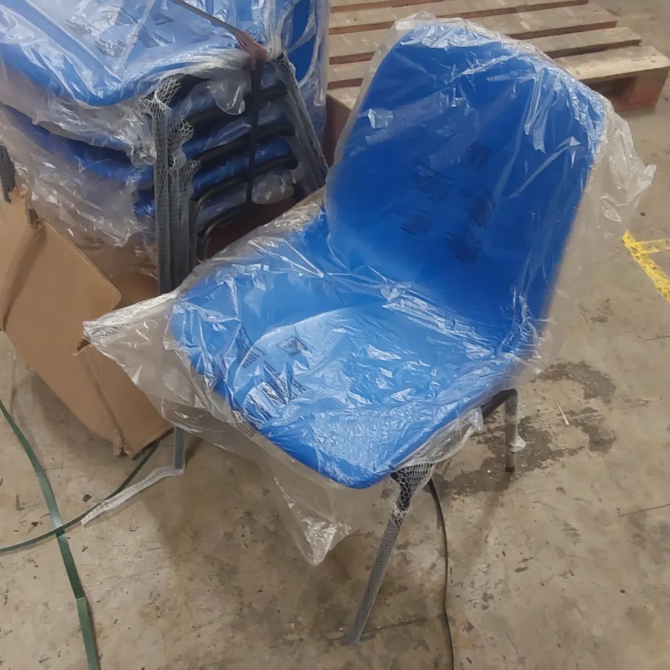 SET OF 6x COMMERCIAL STACKABLE CHAIRS