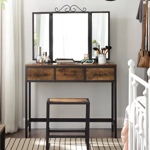 LEIBOWITZ DRESSING TABLE WITH MIRROR