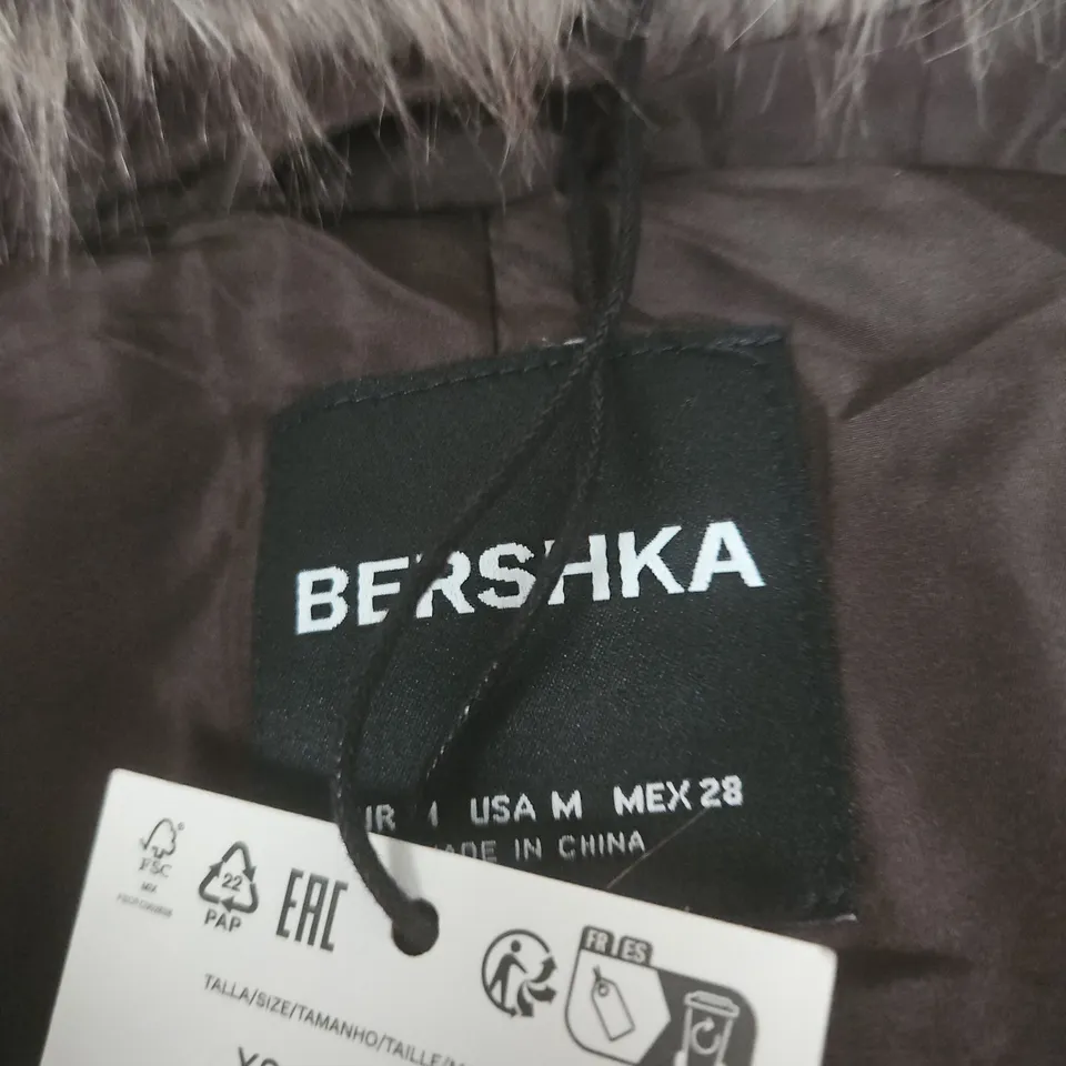 BERSHKA FAUX FUR COAT – BROWN/GRAY, UK SIZE M
